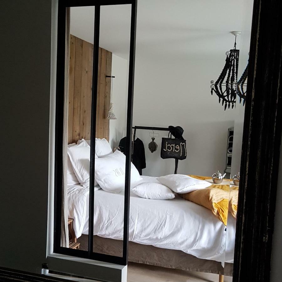 Par Hasard Ou Pas Bed & Breakfast Saint-Martin-aux-Chartrains Ngoại thất bức ảnh